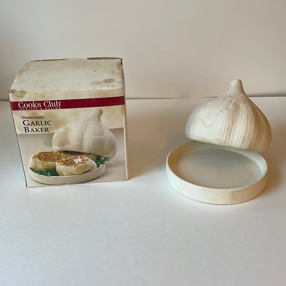 Cooks club garlic baker​​​​​